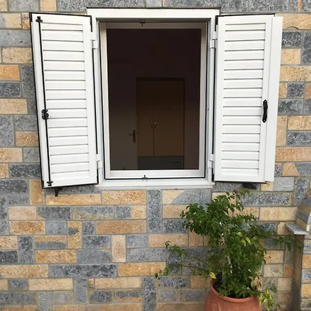Gregory's Hotel apartamentowy Ksamil