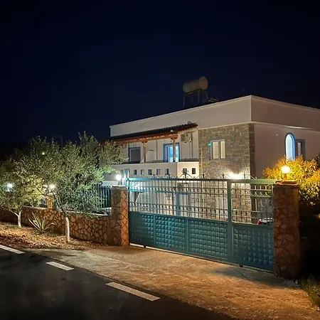 Aparthotel Gregory's Ksamil